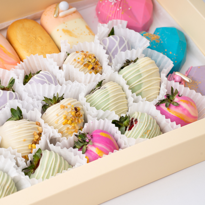 Cutie cu Fructe Glazurate in Ciocolata [2]