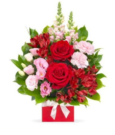 Cadouri de Paște - Aranjament cu Trandafiri Roșii de Sf. Maria