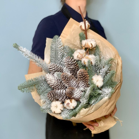 Buchete - Buchet de Iarnă din Nobilis și Conuri