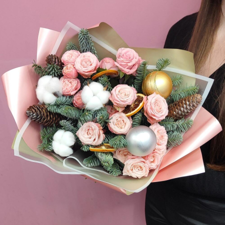 Buchet de Iarnă din Trandafiri și Nobilis [4]