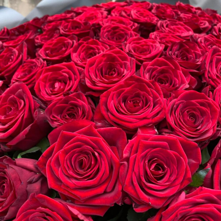 Buchet din 101 Trandafiri Roșii [1]
