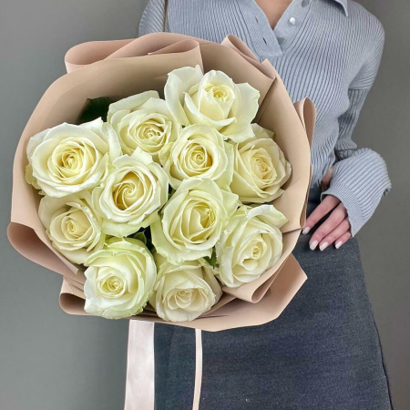 Buchet din 11 Trandafiri Albi [2]