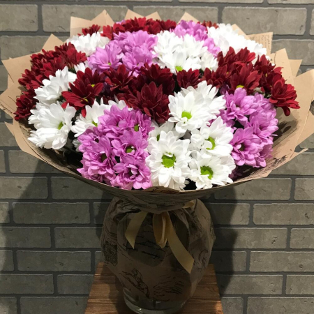 Buchet din 15 Crizanteme Albe, Roșii și Roz [1]