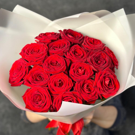 Buchete - Buchet din 17 Trandafiri Roșii