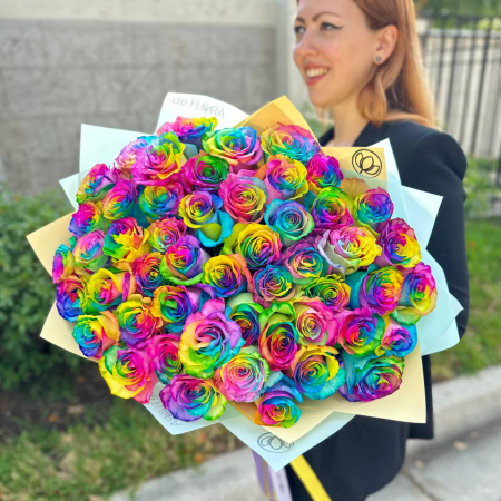Buchete - Buchet din 51 Trandafiri Rainbow