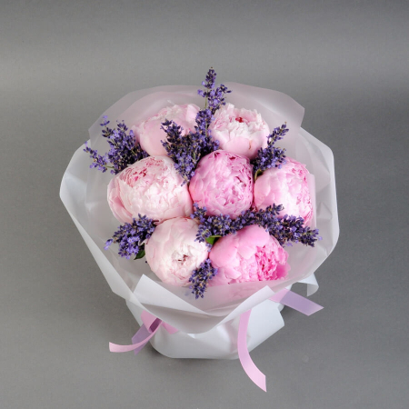 Buchet din 7 Bujori Roz și Lavandă [3]