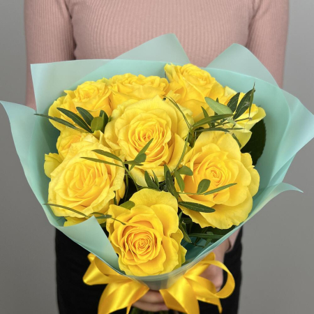 Buchete - Buchet din 9 Trandafiri Galbeni