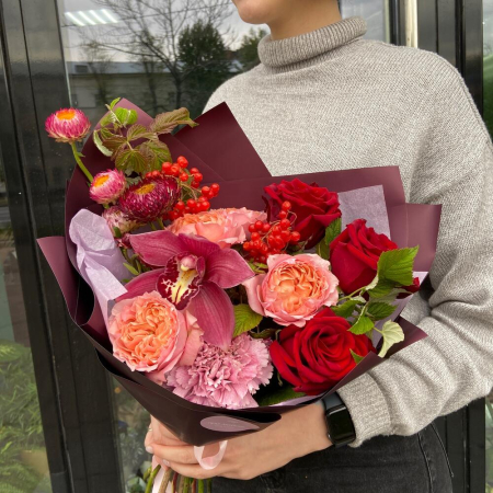 Buchete - Buchet Mixt de Toamnă cu Trandafiri Roșii