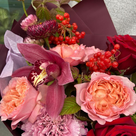 Buchet Mixt de Toamnă cu Trandafiri Roșii [4]
