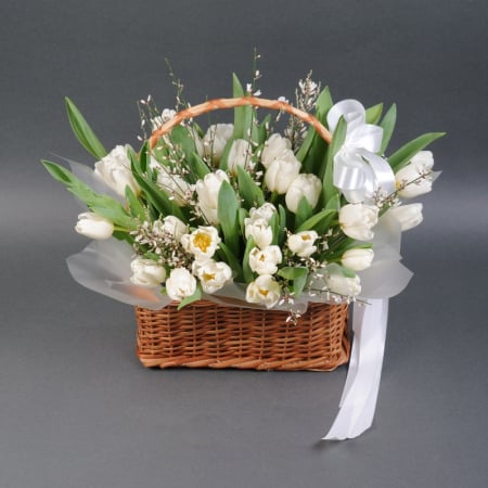 Buchete - Coș de Paște cu Lalele Albe
