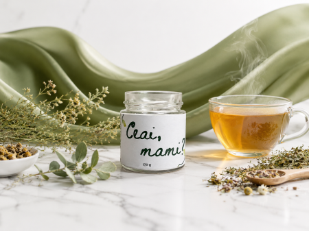 Lumanari cu mesaj - Lumânare parfumată Ceai, mami? din ceară de soia 170g – parfum ceai verde