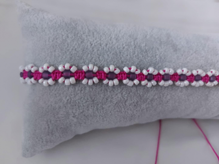 Colier-choker împletit cu motive florale [2]