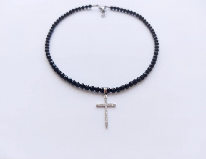 Colier cu onix și pandantiv cruciuliță argint [3]