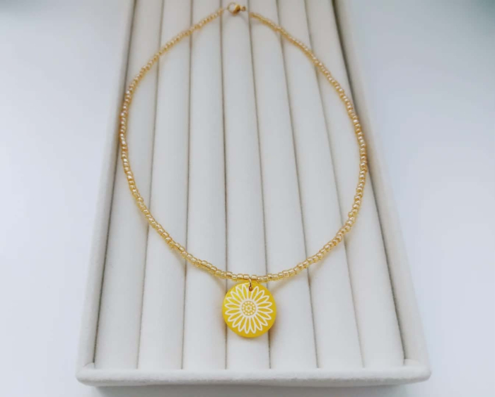 Colierul LUMIÈRE cu Toho și pandantiv sidef [3]