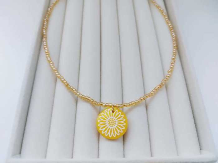 Colierul LUMIÈRE cu Toho și pandantiv sidef [2]