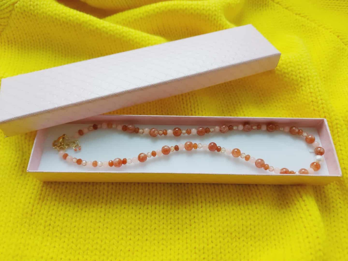 Colier 'Sclipiri de jad' - ÎNCREDERE, SIGURANȚĂ & ECHILIBRU [2]