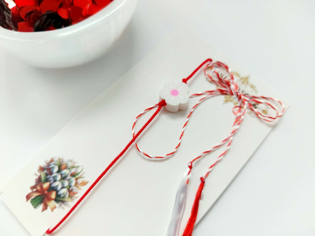 Mărțișoare - Brățară mărțișor cu floare albă