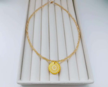 Colierul LUMIÈRE cu Toho și pandantiv sidef [2]