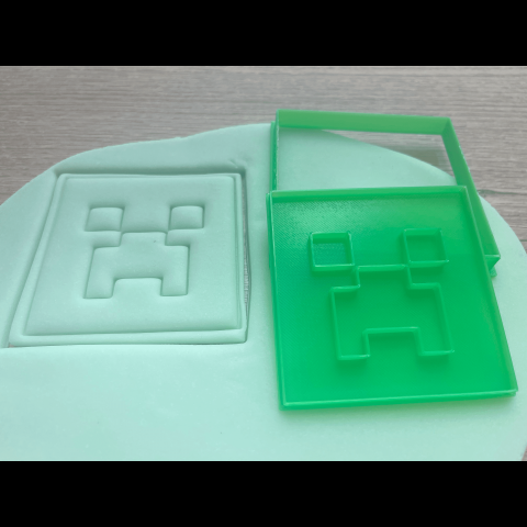 Forma de prajituri din jocuri - Minecraft Creeper [2]