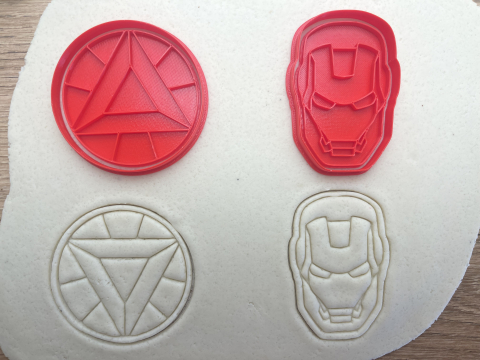 Set 2 forme de prajituri Iron Man [3]