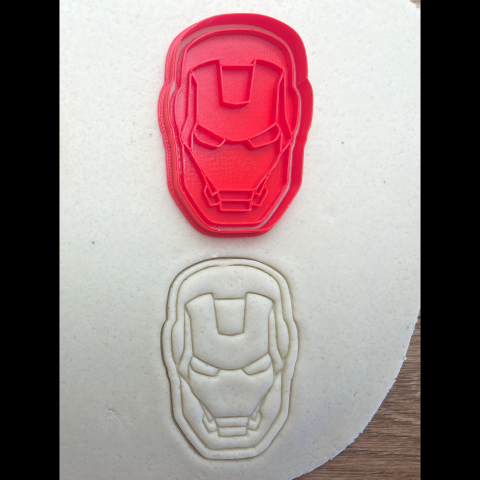 Forma de prajituri Iron Man [2]