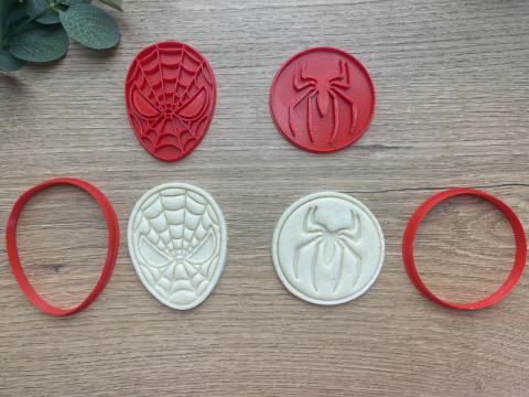 Set 2 forme de prajituri Spider Man [2]