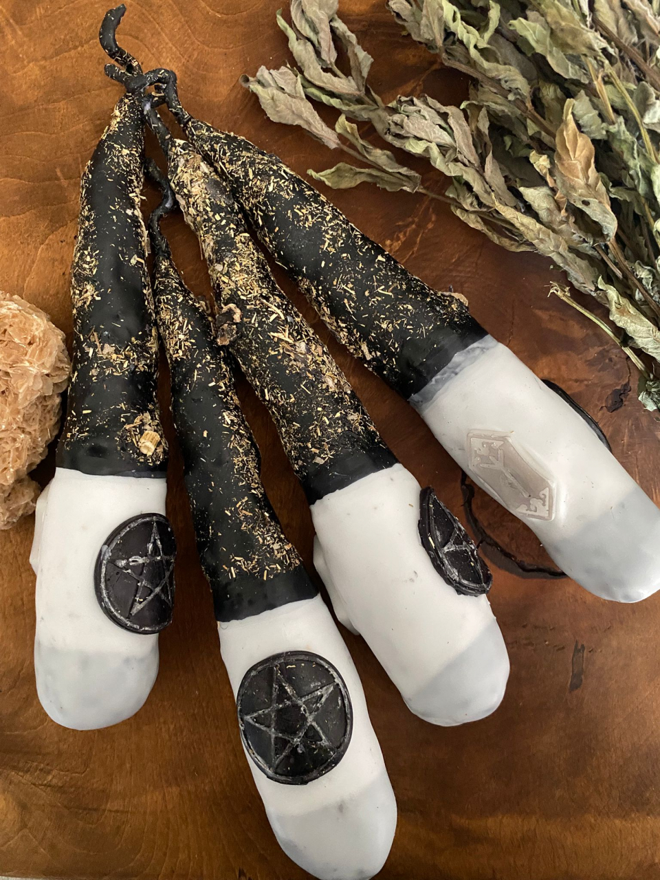 lumanare ritualica Scutul Tacerii-alb-negru,cu runa Algiz si amuleta pentagrama-lucrare de aparare ezoterica subtila [3]