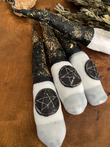 lumanare ritualica Scutul Tacerii-alb-negru,cu runa Algiz si amuleta pentagrama-lucrare de aparare ezoterica subtila [3]