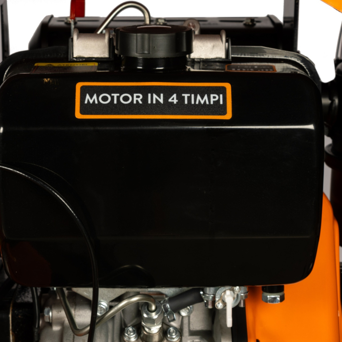 Mini tractor Detoolz, 17cp, 530cc, motor pe motorina 4T, 4X4, 4 viteze, pornire electrica, 2 cutii de viteze [18]