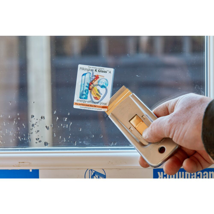 Stanley 0-28-500, razuitoare profesionala pentru sticla, corp din otel + 5 lame de rezerva, blister [2]