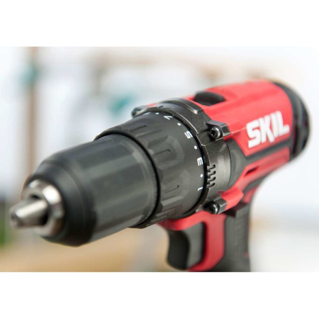 SKIL 3008 HB bormasina cu acumulator, 0-420/1450 rpm, cuplu maxim 50 Nm, 2x Accu, incarcator, geanta [6]