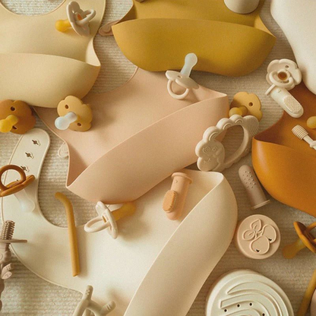 Bavetă din Silicon cu Buzunar Colector –| Reglabilă, Moale, Baby-Safe [1]