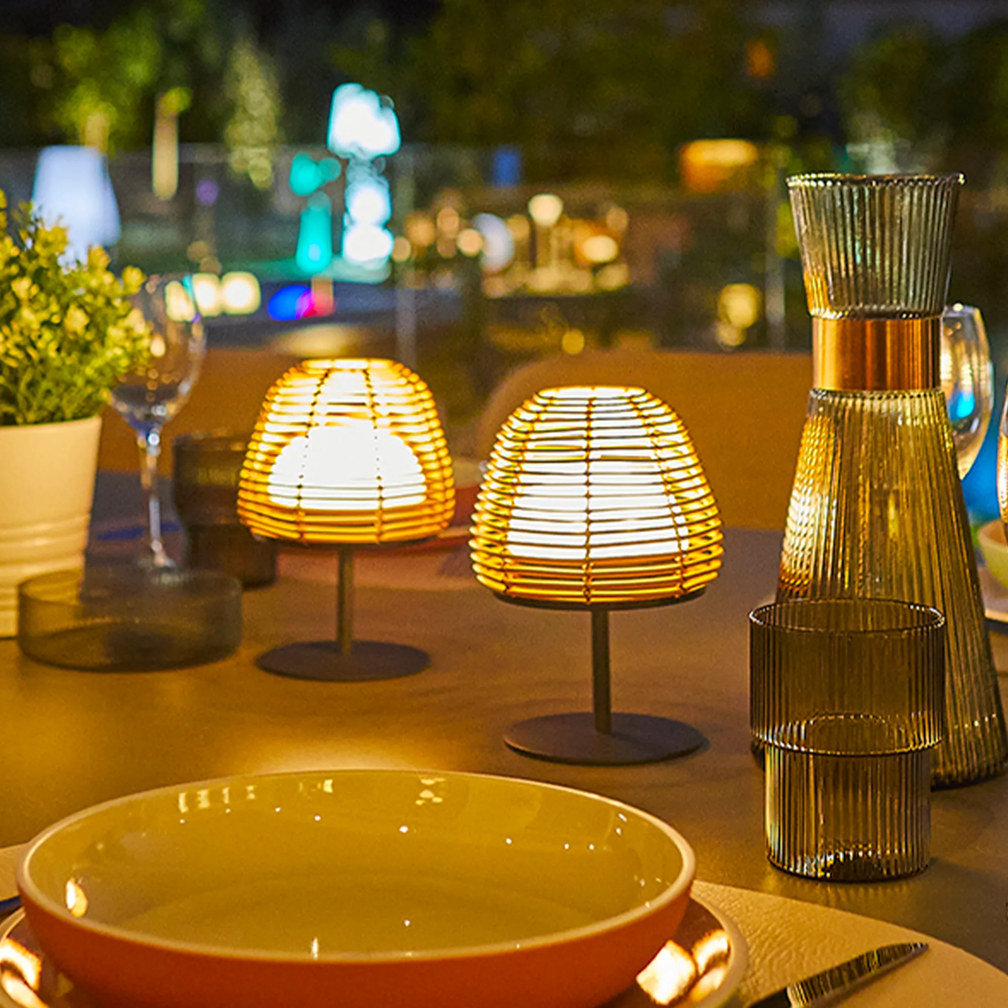 lampa de masa ratan fara fir wireless cu baterie reincarcabila de exterior ip65 LED restaurant hotel terasa [5]