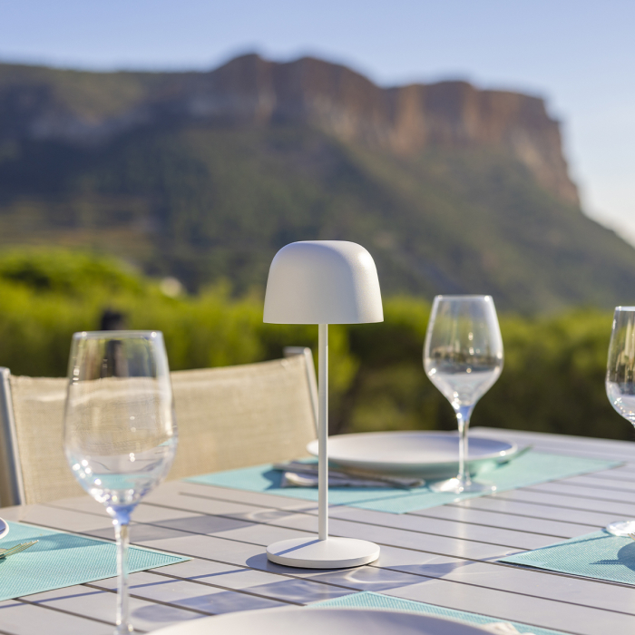lampa de masa alba fara fir wireless cu baterie reincarcabila de exterior ip65 LED restaurant hotel terasa din aluminiu [3]