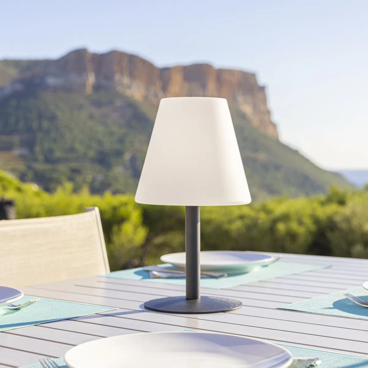 lampa de masa solara fara fir wireless cu baterie reincarcabila de exterior ip65 LED restaurant hotel terasa [2]