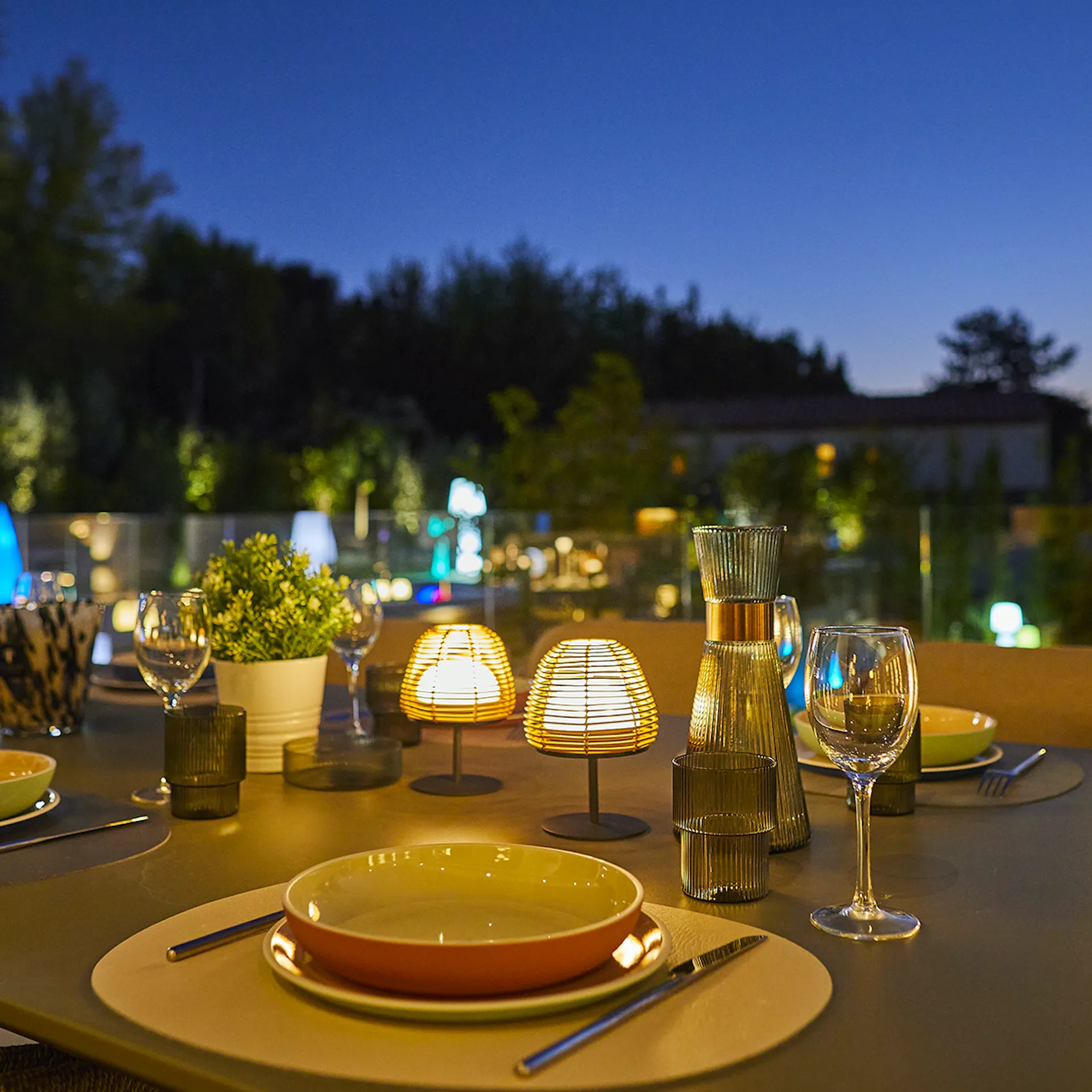 lampa de masa ratan fara fir wireless cu baterie reincarcabila de exterior ip65 LED restaurant hotel terasa [2]