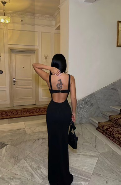 Rochie Neagra Eleganta cu Spate Decoltat [2]