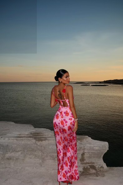 Rochie Lunga Roz cu Imprimeu Floral Rosu [3]