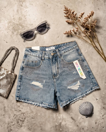 Femei - Pantaloni scurti dama din denim cu pietricele