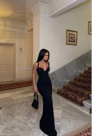 Rochie Neagra Eleganta cu Spate Decoltat [3]
