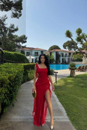 Rochie Lunga Rosie cu Slit – Elegant Evening Maxi Dress [4]