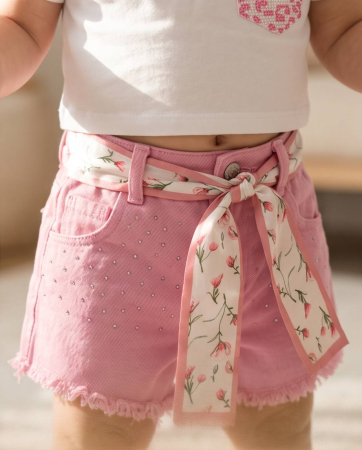 Set Vara pentru Fetite cu Tricou Alb si Pantaloni Scurti Roz cu Cordon Floral | Luxury Star [6]