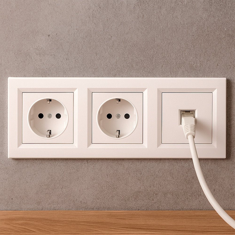 Leziter Nova III două prize cu conector UTP cu cadru alb [1]