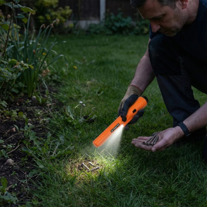 Homelux Detector de metale portabil rezistent la apă cu lanternă LED și carcasă [4]