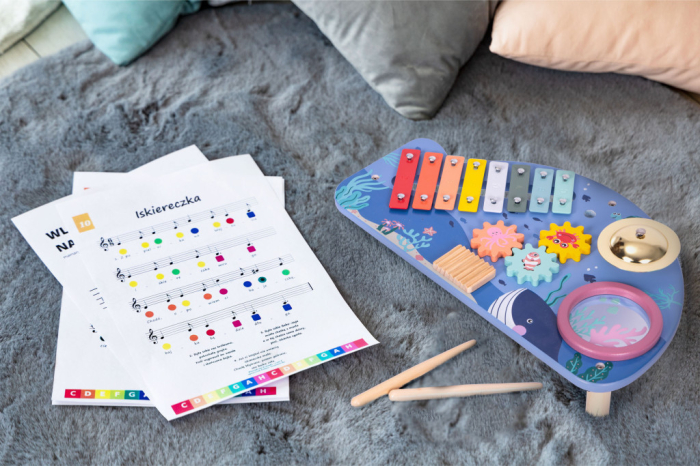 Homelux Instrument de masă cu xilofon, țambaluri, tamburină și shaker în temă nautică [6]