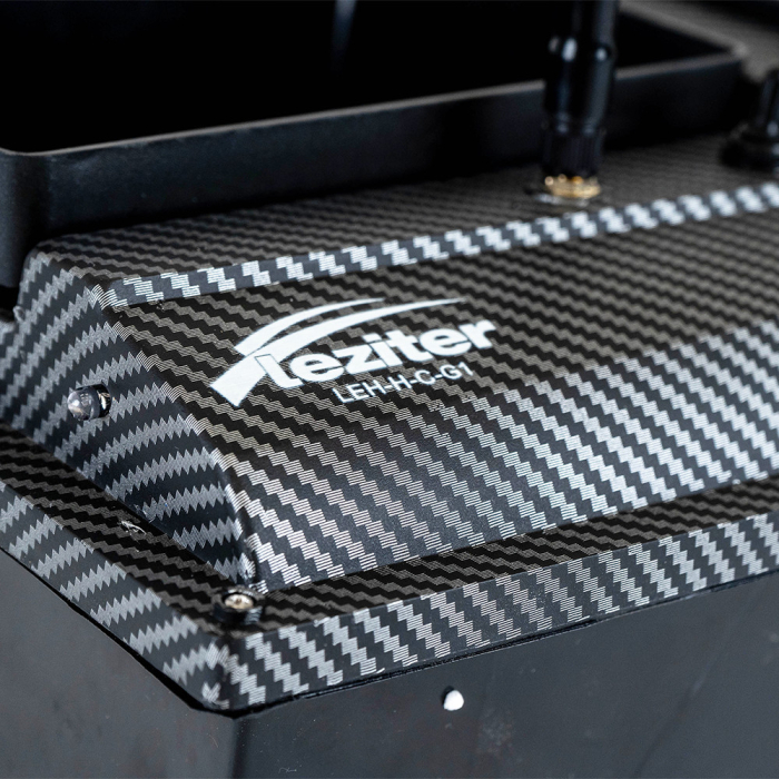 Leziter Barcă de hrănire GPS 4G cu ejecție spate din carbon [5]