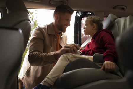 Homelux Scaun înălțător auto pentru copii i-SIZE cu suport pentru pahare înălțime 125-150 cm [4]