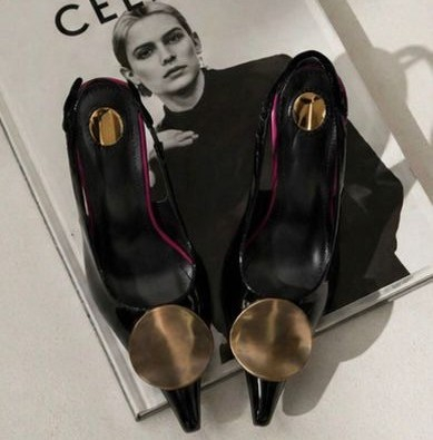 La Jefa Black Stilletos with gold accents [5]