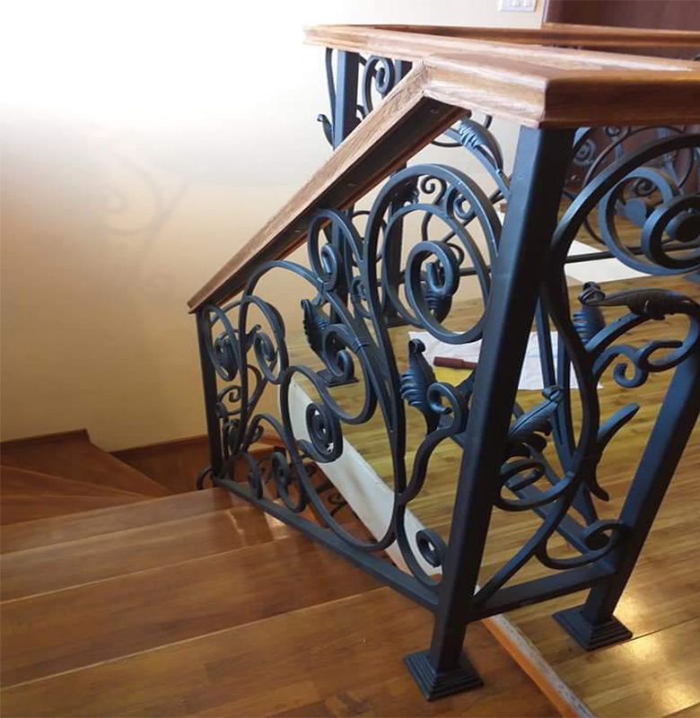 Balustradă Metalică Ornamentală de Interior [1]