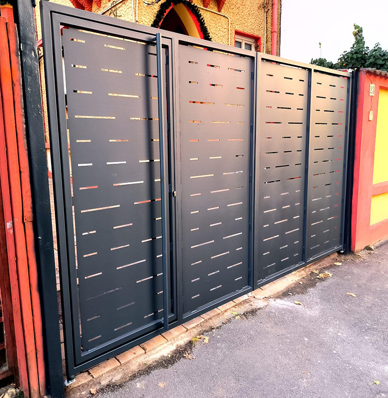 Poartă metalică din tablă decupată – Eleganță și rezistență pentru orice proprietate [1]